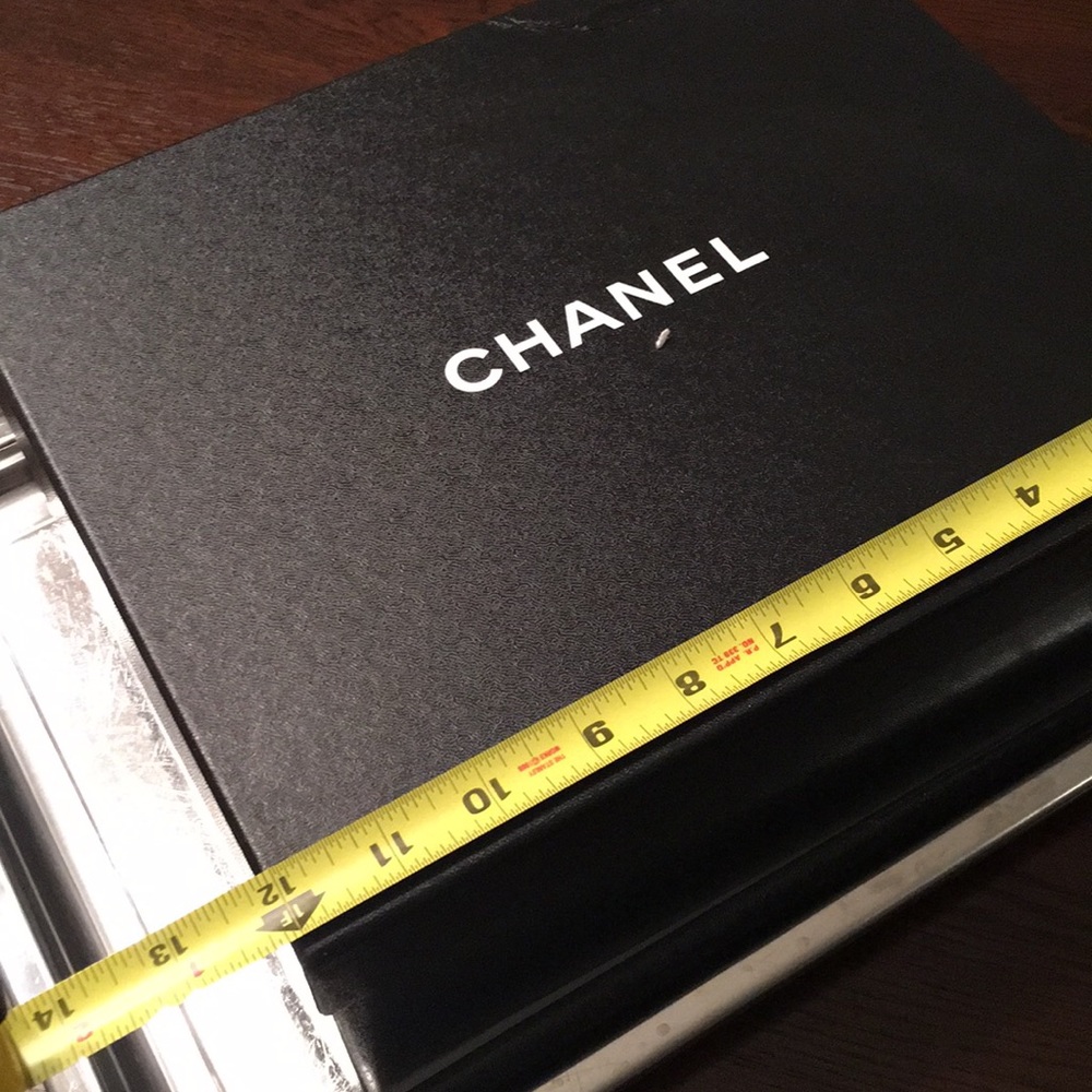 CHANEL Shoe Box - Picture 9 of 11